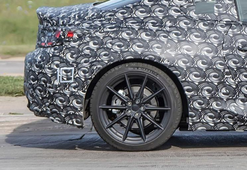 BRZ/86路试谍照曝光 外形大改 预计搭载2.4L发动机