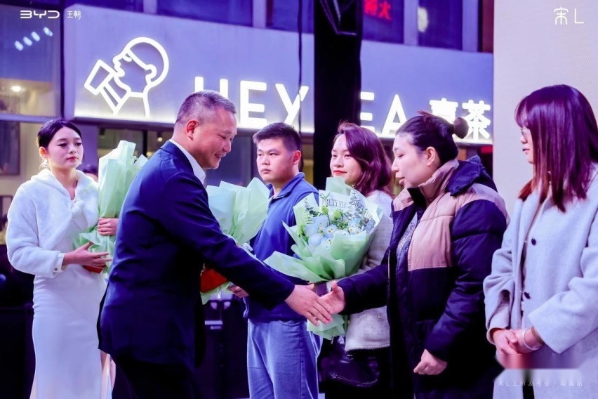 入门即满配，18.98万元起！宋L收割B级SUV市场