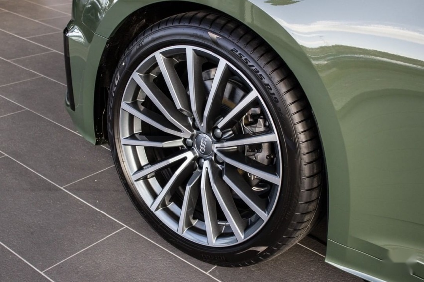 简洁运动的设计 奥迪A5 Sportback实车