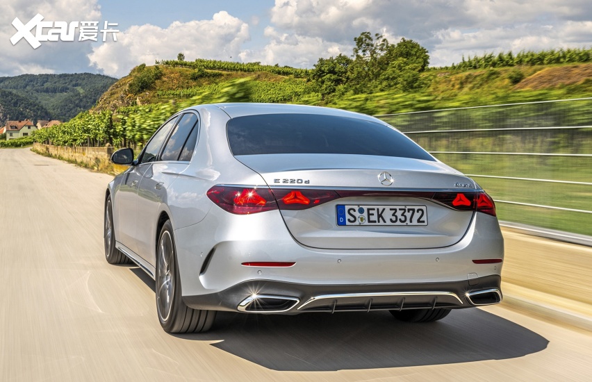 梦想照进现实:梅赛德斯-奔驰e级-爱卡汽车爱咖号