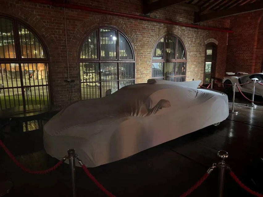 实拍全澳首台AMG ONE，全世界年纪最大的车主？
