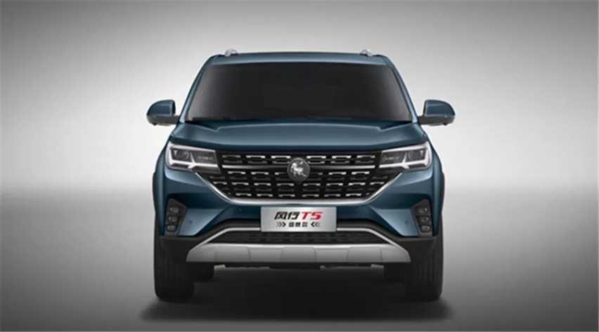 风行T5盛世款PK长安CS35 PLUS，谁是6万级自主SUV首选？