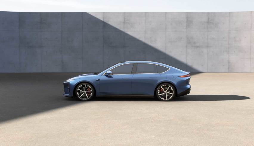 新能源“神仙”打架的2022年，20-30万冲哪台轿车？