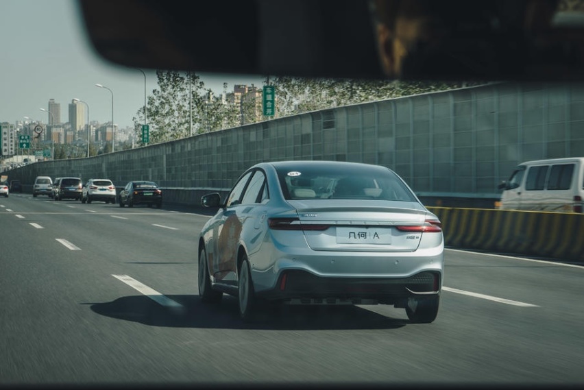 几何A，东半球最好的电动车？500km续航是否能经受考验？