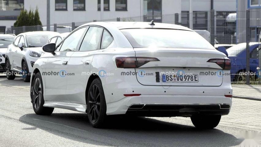 特斯拉Model 3迎来劲敌？大众ID. AERO量产版曝光，续航62