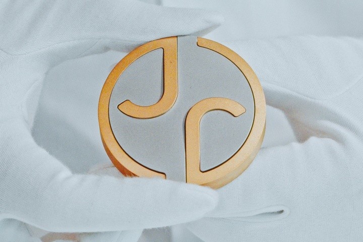 捷豹大转型，品牌高度将拉高与劳斯莱斯同等？