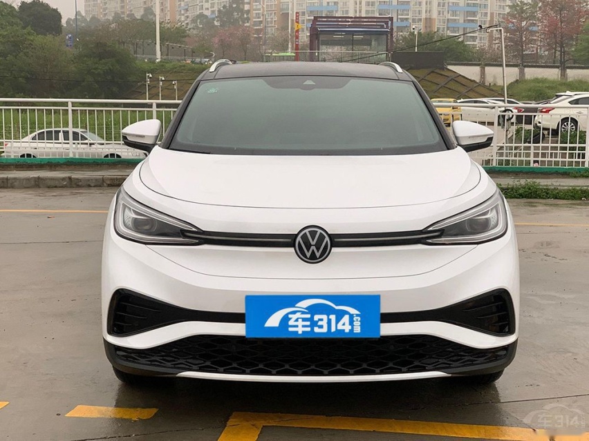 纯电紧凑SUV车型该选谁？比亚迪元PLUS对比大众ID.4X谁更有优势