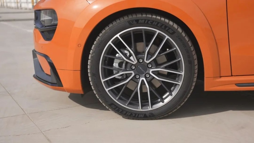 又一款前驱性能钢炮——领克02 Hatchback
