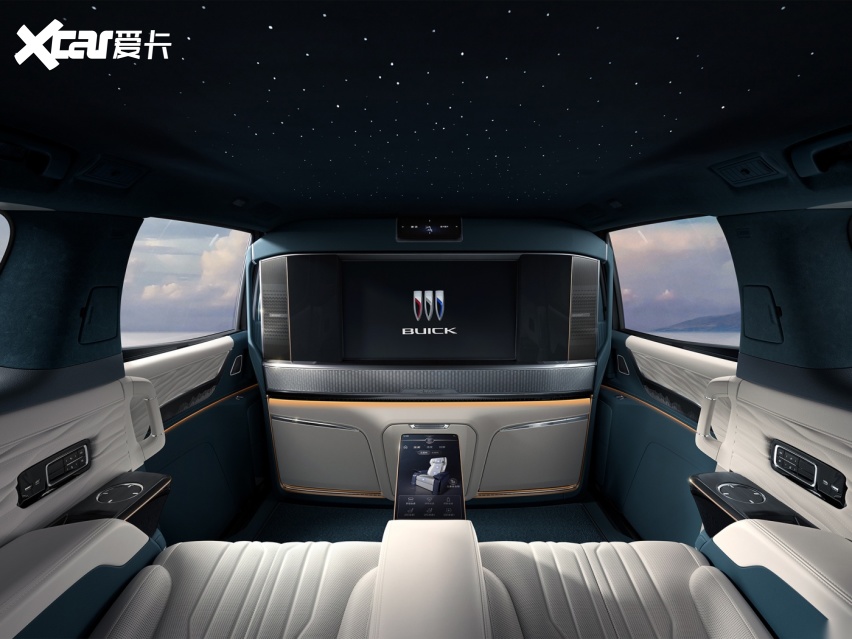 还看什么埃尔法？别克GL8世纪实车曝光，外观超大气、内饰超豪华