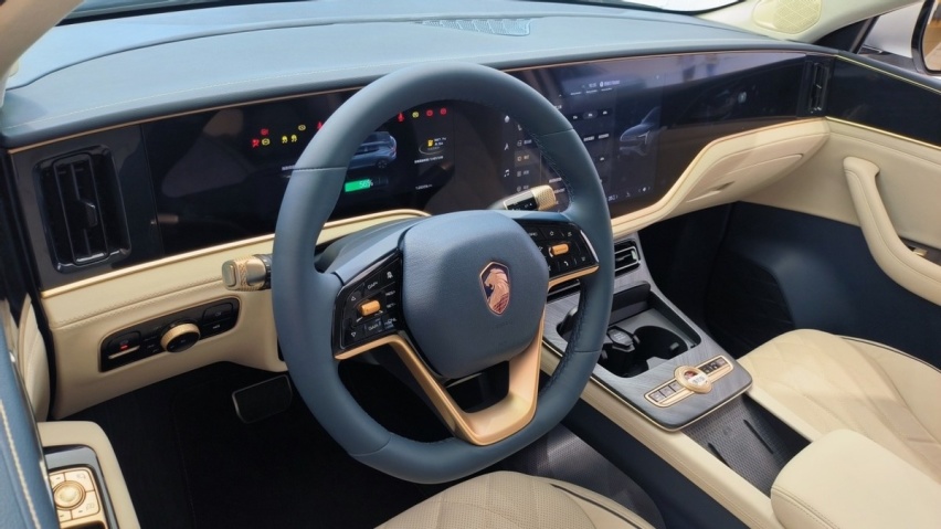 恒驰5到店实拍：用料足诚意足，真是30万以内最好的纯电SUV？