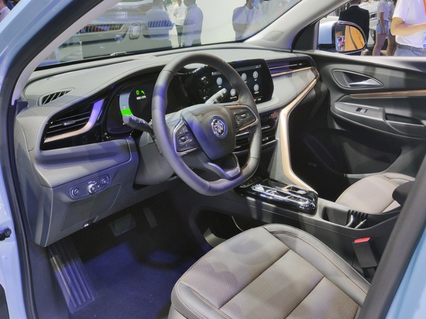续航500km的纯电动SUV，车展实拍别克微蓝7