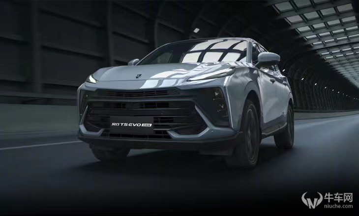 入門版車型配置縮水,東風(fēng)風(fēng)行T5 EVO狂飆版正式上市 9.99萬起 入門版車型配置縮水,東風(fēng)風(fēng)行T5 EVO狂飆版正式上市 9.99萬起