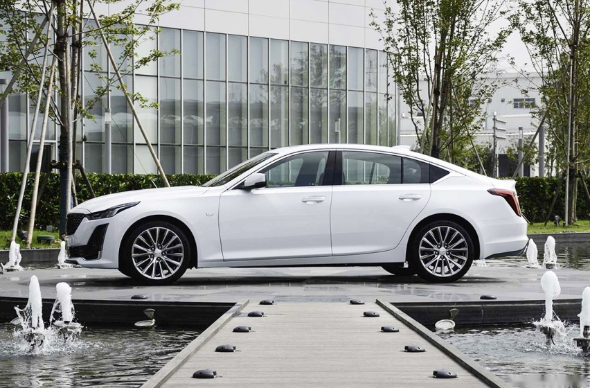 2.0T＋10AT，售价27.97万起，这款超帅后驱新车上市