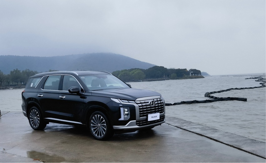 预算30万想买大空间自吸V6？帕里斯帝或是唯一答案，但真的值吗？