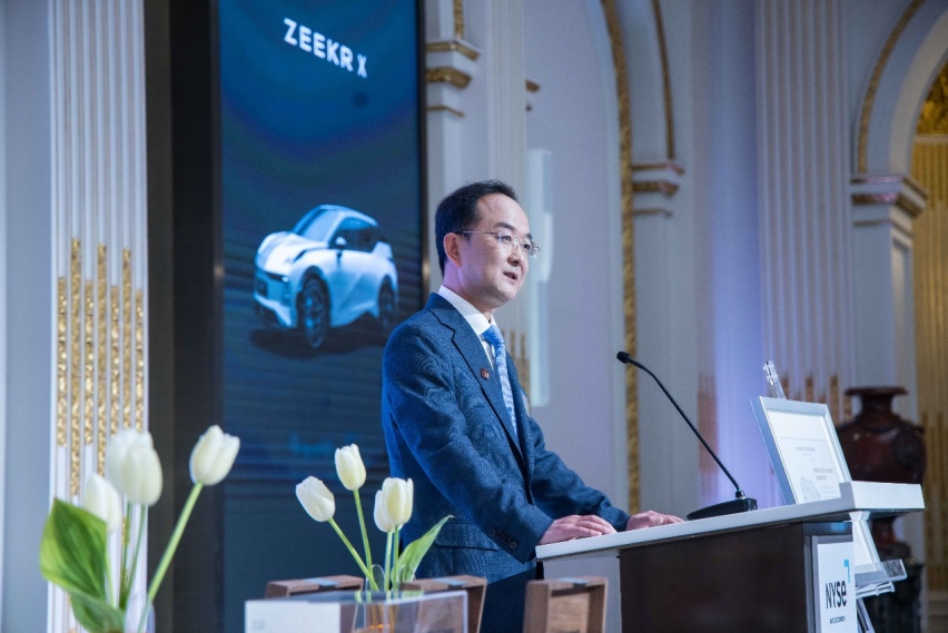 3年5款全新车型，累计交付超24万辆，极氪成功登陆纽交所