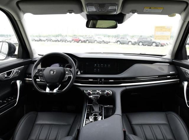 20万元买中大型SUV?这两款车年轻人都叫好