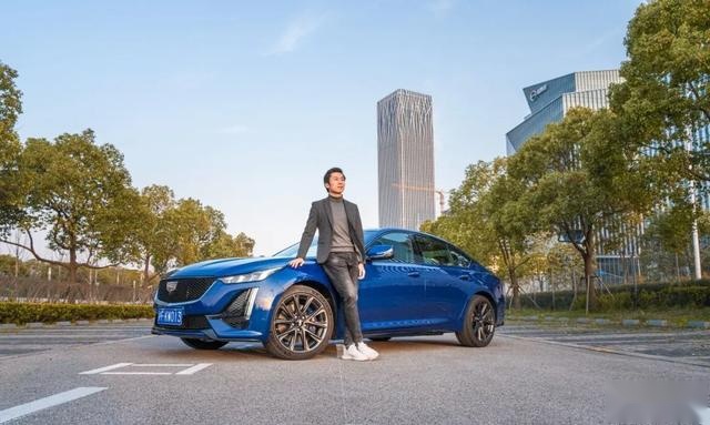 CT4卖23.97万起，“大马力后驱豪华轿车”冲年轻人招手了