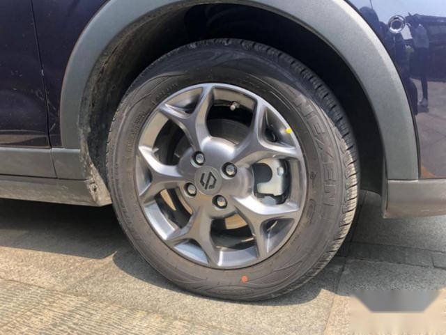 试驾零跑T03：续航403km，配L2级智能辅助驾驶系统
