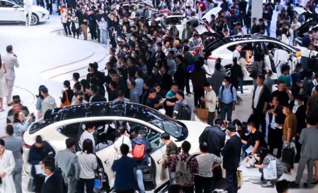 新能源汽车时代，二线品牌要有长期定力，更需要不掉队