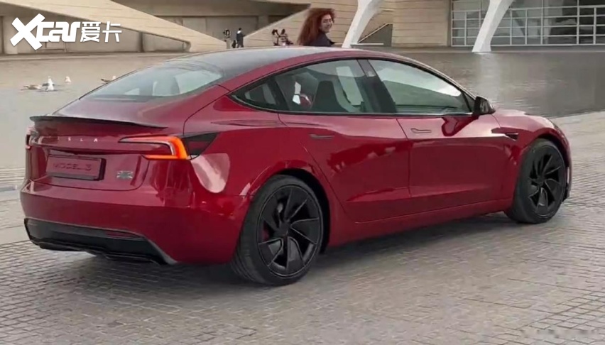 Model 3高性能版实车曝光，外观/动力升级，预计今年二季度推出