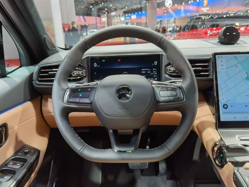 中型纯电SUV怎么选?蔚来ES6与宝马iX3该选谁?