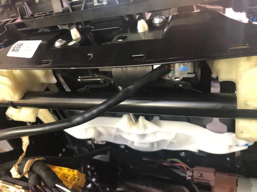 19款奔驰AMG GT50改装23P驾驶辅助系统和前排座椅记