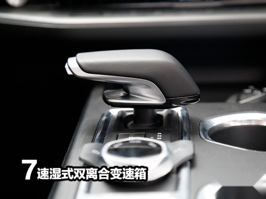 外观内饰全面提升，动力表现依然出色，试驾第二代长安CS55PLUS