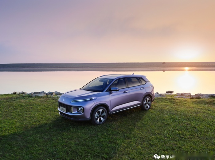 9万不到买混动SUV？搭2.0L混动，五菱星云上市售8.99万起