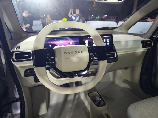 2023款宝骏KiWi EV上市 售价8.78-10.28万