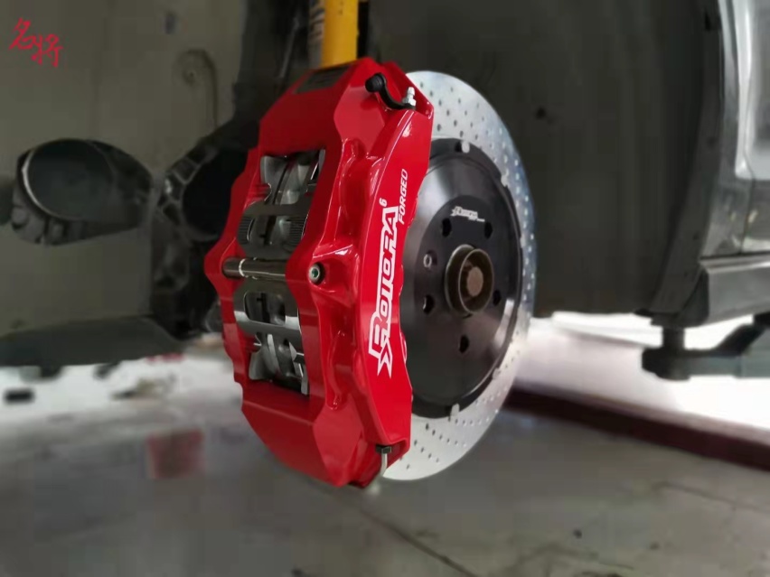 奥迪S3/8VS改装升级Rotora刹车 大六活塞