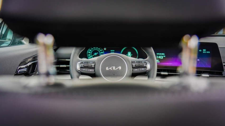 韩系全新SUV，混合动力加持！起亚狮铂拓界试驾