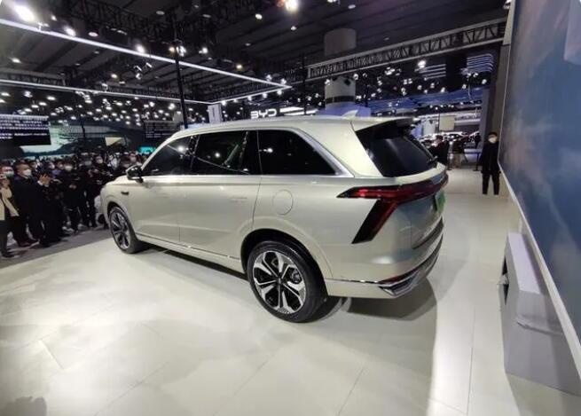 魏牌蓝山DHT-PHEV，2.jpg