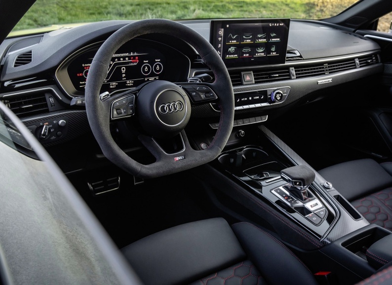 新款奥迪RS 5 Coupe，将于10月底上市