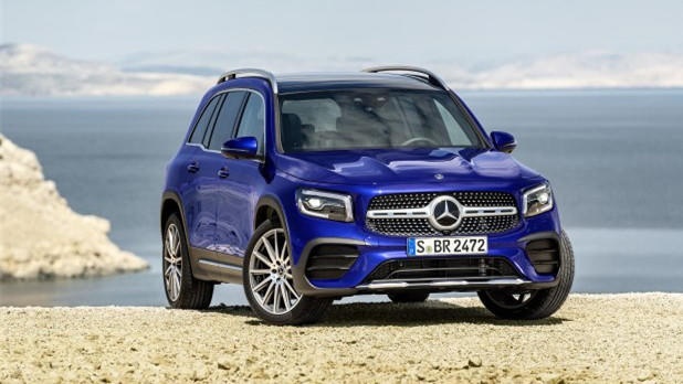 紧凑级SUV！X1空间大、Q3科技感、GLB很豪华，怎么选？