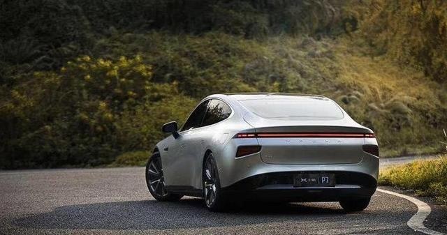 挑战特斯拉Model 3的地位，国产品牌，我看好这2款