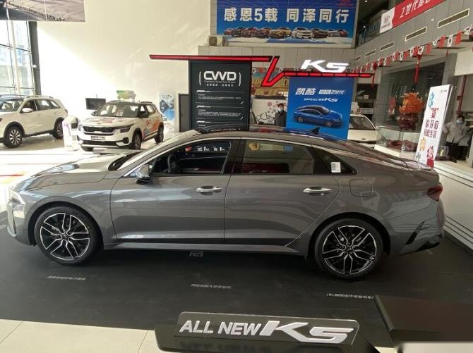 新知达人, 油价7连涨 预算20万 选哪款中高级轿车最值？