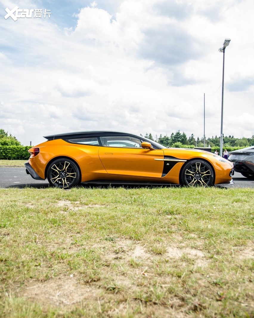 阿斯顿马丁vanquishzagato猎装版实车优雅的