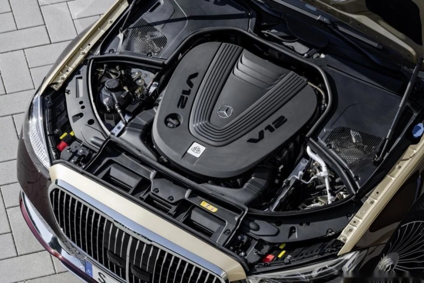 mercedes-maybach-clase-s-v12-202178052-1621098758_3_极速看图.jpg