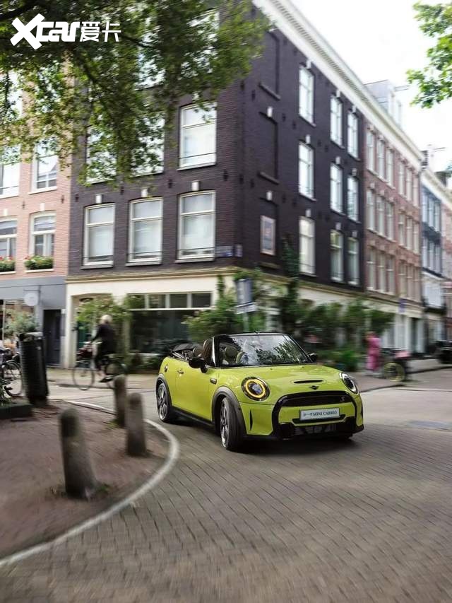 MINI CABRIO，迎着风“撩开”少女的心？