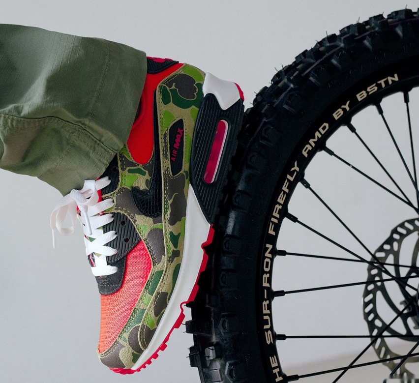 虬龙轻蜂电动车改装：专为NIKE AIR MAX DAY