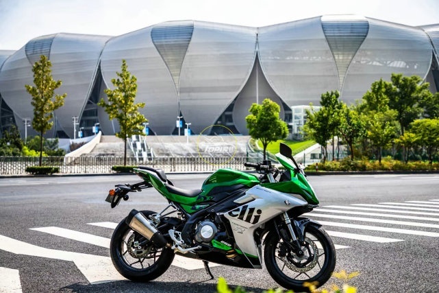 贝纳利Tornado 252R配置公布 超越铃木GSX250R