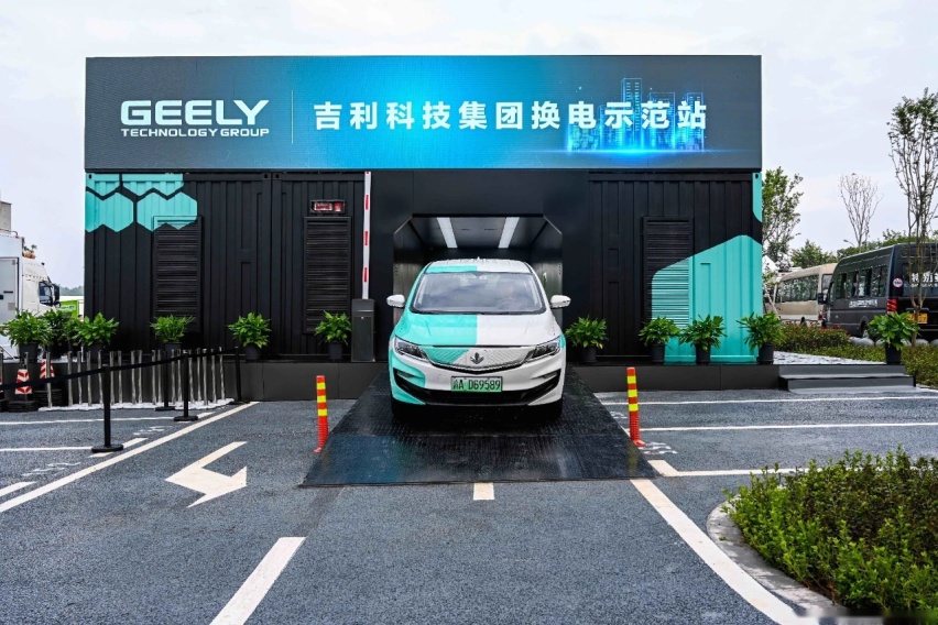 不让蔚来“独美”，吉利智能换电站落户济南紧追不舍