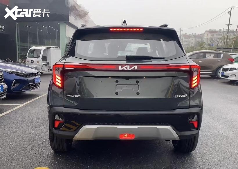 确实很好看！全新起亚赛图斯实拍，造型硬朗大气，韩系车的希望？