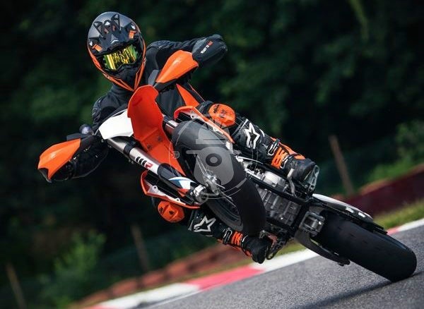 KTM 450 SMR新款上市 售价11,299美元