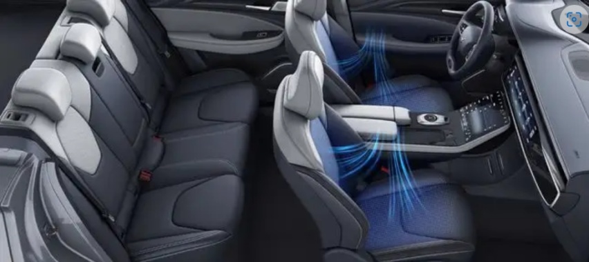 30万纯电中型SUV，Model Y/问界M5/极狐阿尔法T，谁更舒适