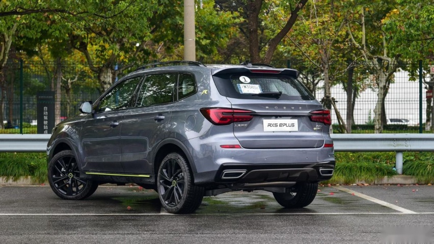 15万多就能买到插混版SUV？新款荣威RX5 ePLUS变了啥