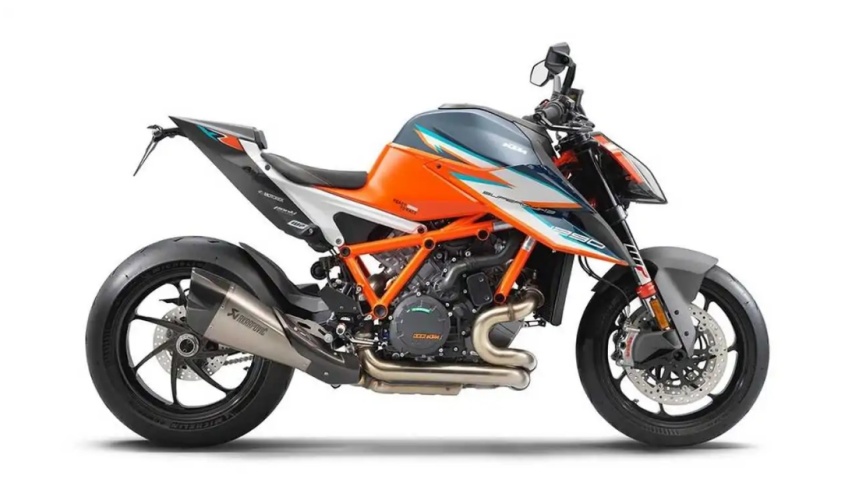 知名改装厂巴博斯打造全新KTM 1290超级公爵