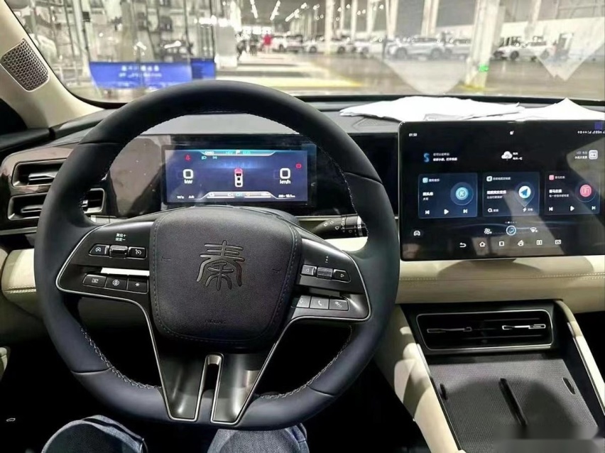这次设计终于上档次了，比亚迪秦L无伪内饰曝光，售价12万左右？