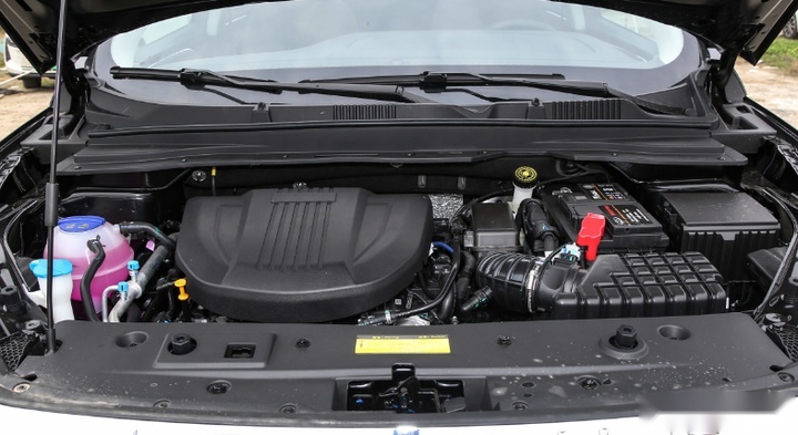 1.6T+手动挡，售价10.69万元，2023款捷途X90 PLUS府