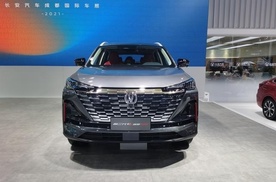 第二代CS55 PLUS上市，售价10.69-12.19万，将于与老款